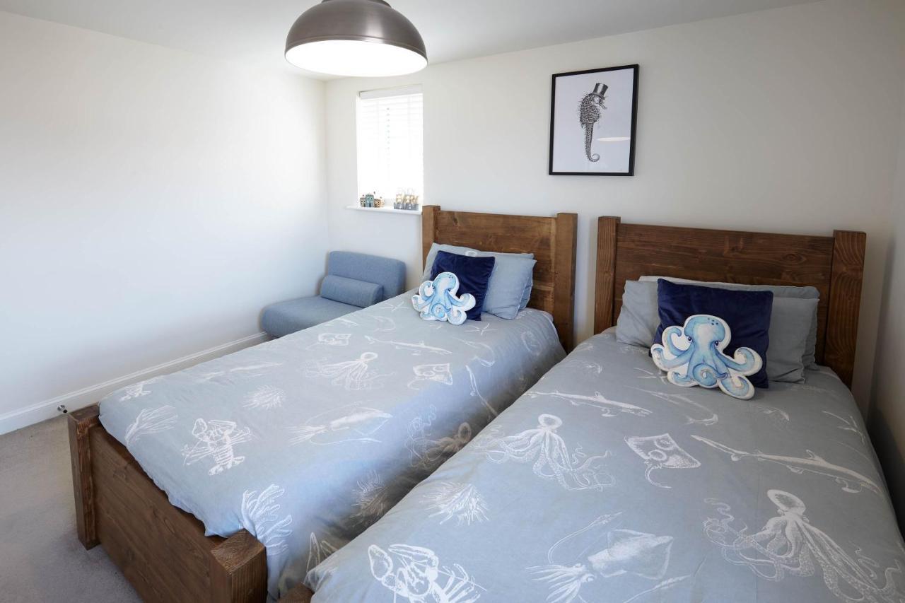 Host & Stay - The Cinder Track Hideaway Whitby Bagian luar foto