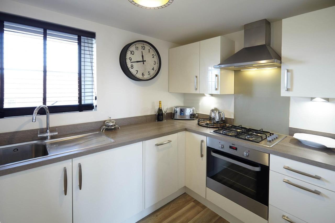 Host & Stay - The Cinder Track Hideaway Whitby Bagian luar foto