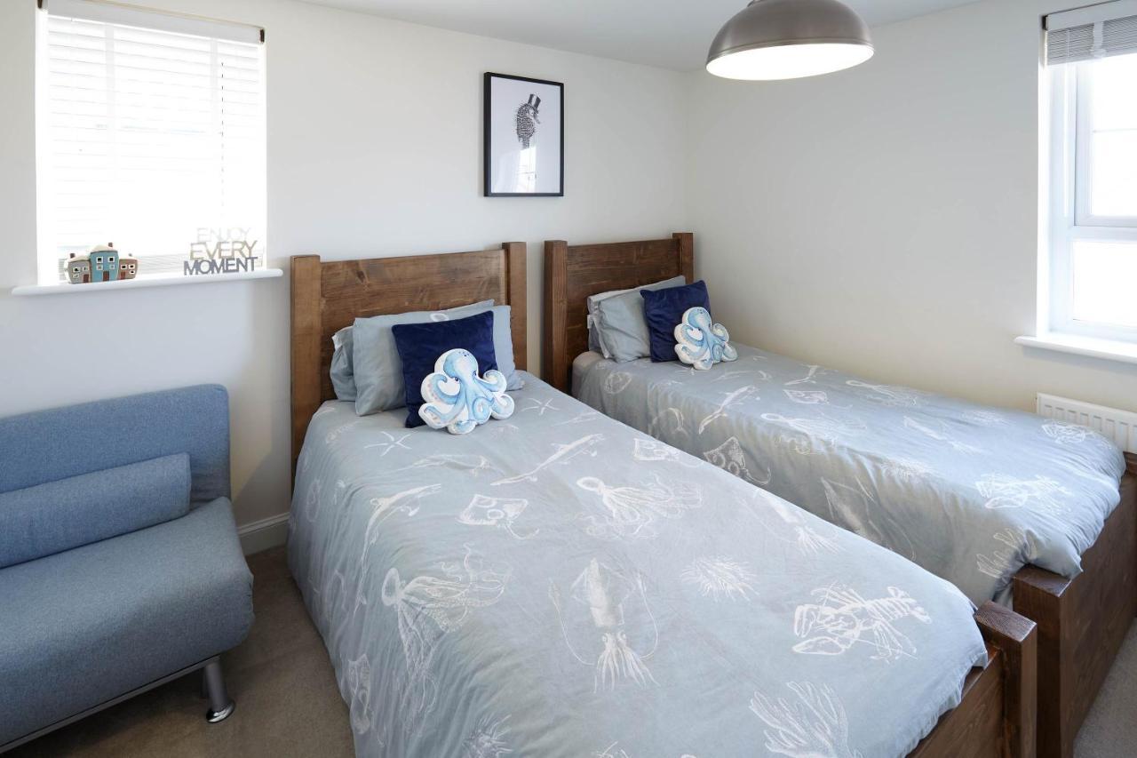 Host & Stay - The Cinder Track Hideaway Whitby Bagian luar foto