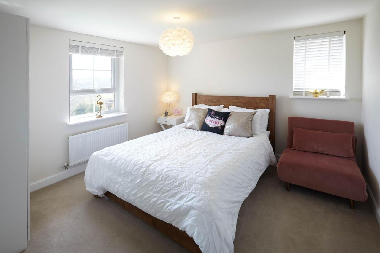Host & Stay - The Cinder Track Hideaway Whitby Bagian luar foto
